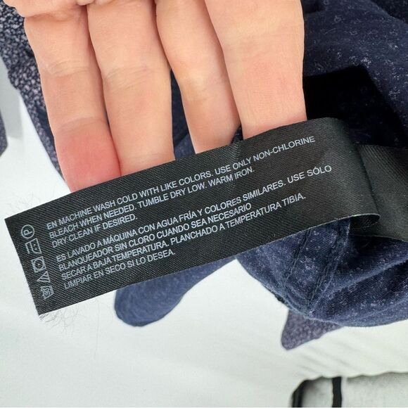 NWOT Denim & Flower Floral Long Sleeve Button Down Shirt Navy Extra Large - Picture 7 of 7